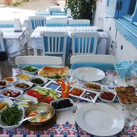 Frühstückspension Entire 4-br Historic Greek In Cunda Island