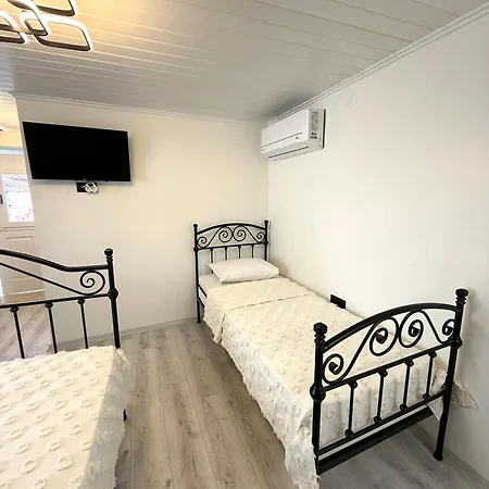 Entire 4-br Historic Greek In Cunda Island 3* Ayvalı